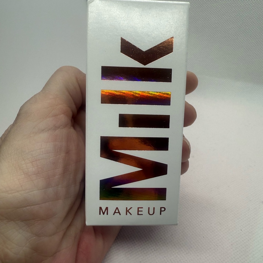 Milk Makeup Hydro Grip & Glow Primer